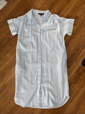 Well Worn Light Blue Button Down Tunic Dress in Womens Size Small Cover Up